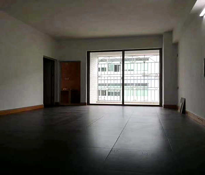 出售小產(chǎn)權(quán)房:新坪公館