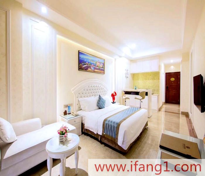 <a href=/dapeng/ target=_blank class=infotextkey>大鵬小產權房出售</a>