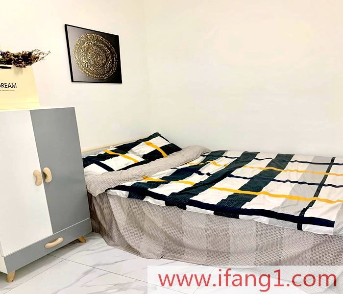 <a href=/longhua/ target=_blank class=infotextkey>大浪小產權出售網</a>