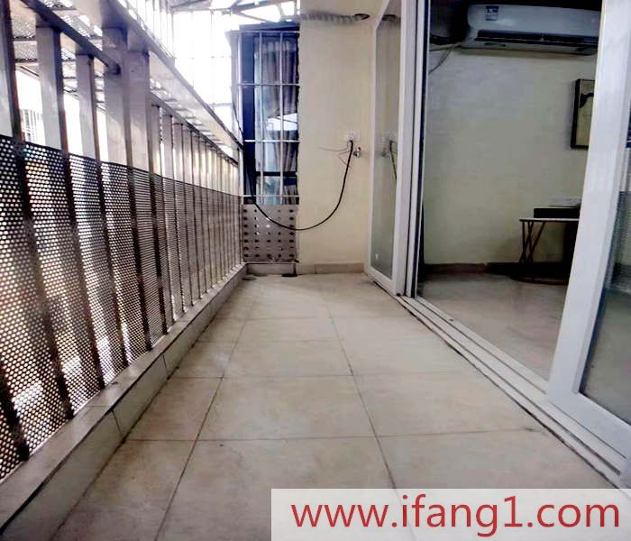 <a href=/longhua/ target=_blank class=infotextkey>大浪小產權房出售</a>信息