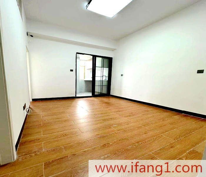 壹方城對面小產權房